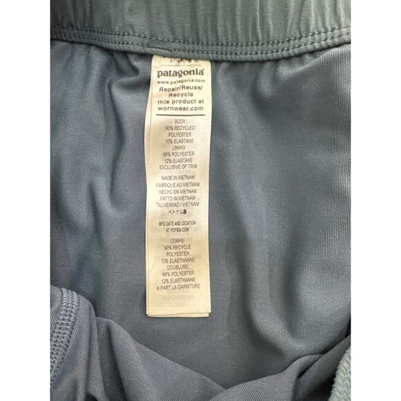Patagonia Fleetwith Adjustable Skort –Slate Blue – Size Medium with UPF40 - Picture 4 of 9